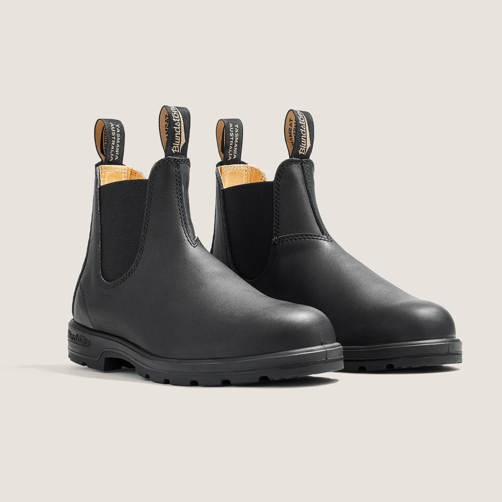Blundstone Women’s Black Leather Chelsea Boots